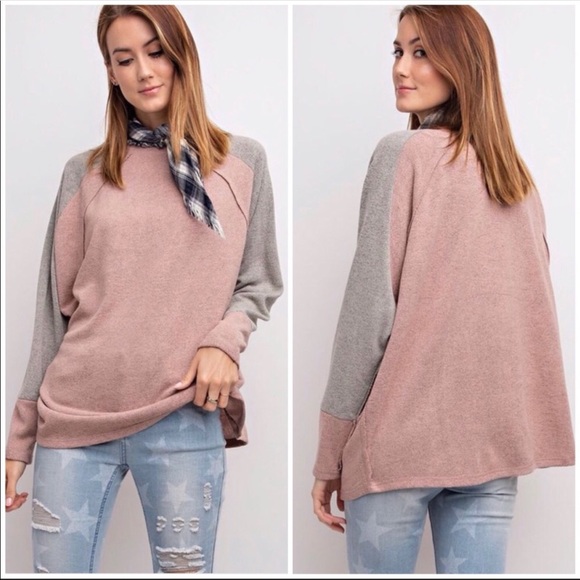 143rd Style Haus Tops - NEW!❗️LAST ONE❗️COLOR BLOCK HACCI KNIT TOP